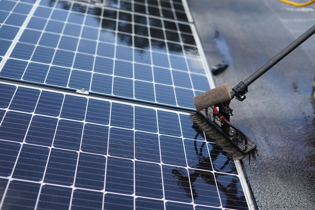 Please credit floridasolarfix.com - Solar panel cleaning